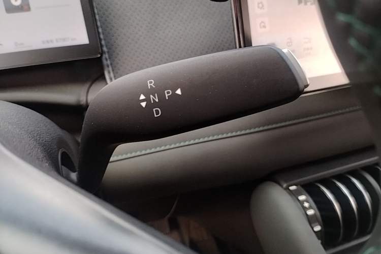 Used BYD Yuan PLUS 2025 Intelligent Driving Version 510 km Leading Edition Gear Lever