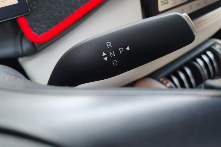 Used BYD Yuan PLUS 2025 Intelligent Driving Version 430 KM – Leading Edition Gear Lever