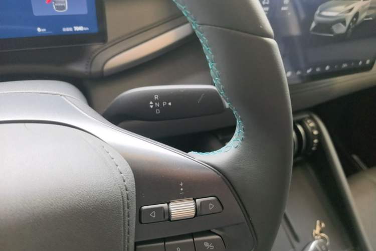 Used BYD Yuan PLUS 2025 Intelligent Driving Version 430 KM Beyond-Range Edition Gear Lever