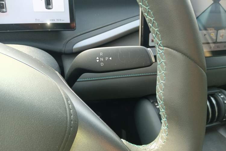 Used BYD Yuan PLUS 2025 Intelligent Driving Version 510 KM Beyond-Grade Edition Gear Lever