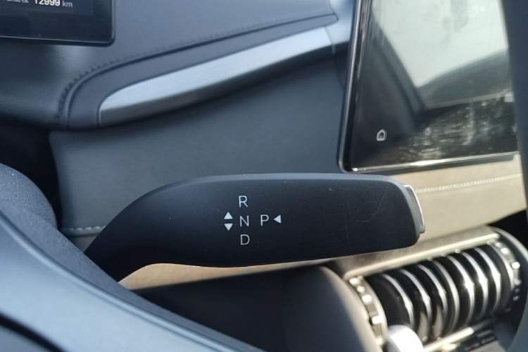 Used BYD Yuan PLUS 2025 Intelligent Driving Version 510 km Leading Edition Gear Lever