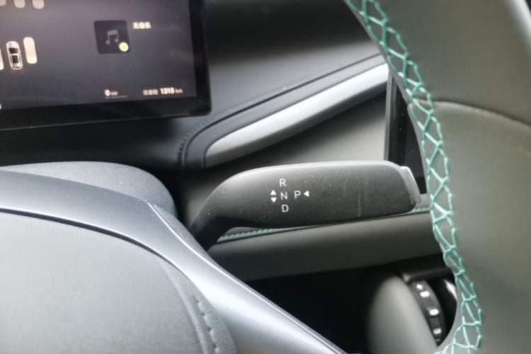 Used BYD Yuan PLUS 2025 Intelligent Driving Version 430 KM Beyond-Range Edition Gear Lever
