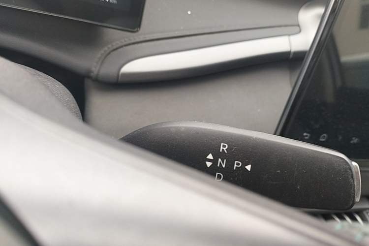 Used BYD Yuan PLUS 2025 Intelligent Driving Version 430 KM – Leading Edition Gear Lever