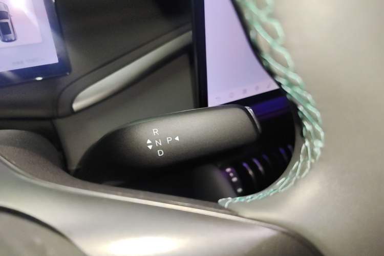 Used BYD Yuan PLUS 2025 Intelligent Driving Version 510 KM Beyond-Grade Edition Gear Lever