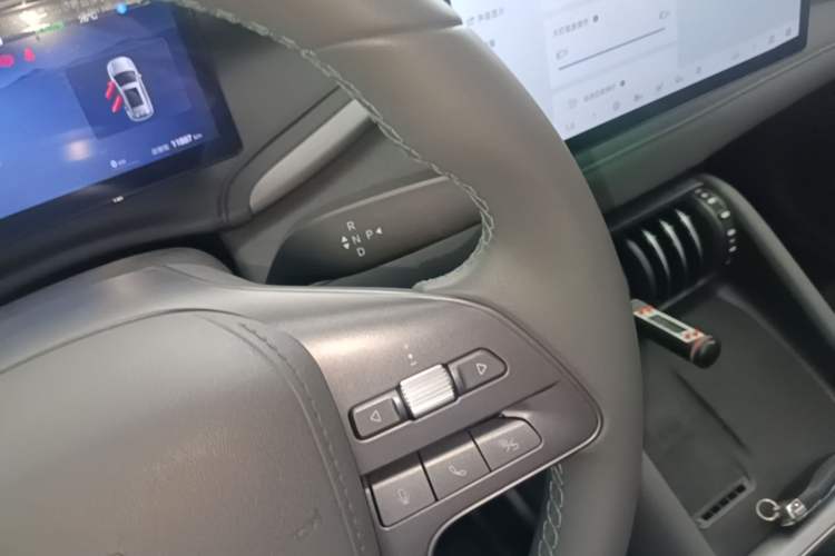 Used BYD Yuan PLUS 2025 Intelligent Driving Version 510 KM Beyond-Grade Edition Gear Lever