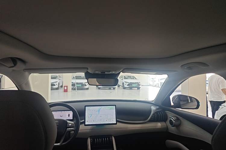 Used BYD Yuan PLUS 2025 Intelligent Driving Version 510 KM Beyond-Grade Edition Headliner