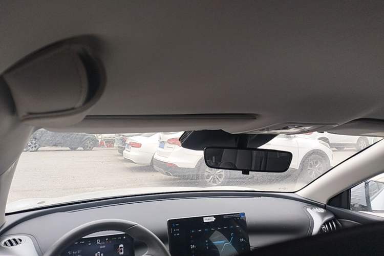 Used BYD Yuan PLUS 2025 Intelligent Driving Version 430 KM – Leading Edition Headliner