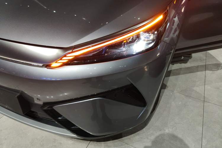 Used BYD Yuan PLUS 2025 Intelligent Driving Version 510 km Leading Edition Left Front Headlight