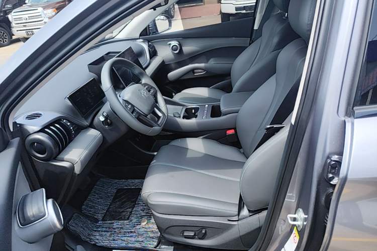 Used BYD Yuan PLUS 2025 Intelligent Driving Version 430 KM Beyond-Range Edition Left Front Seat