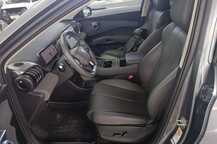 Used BYD Yuan PLUS 2025 Intelligent Driving Version 510 KM Beyond-Grade Edition Left Front Seat