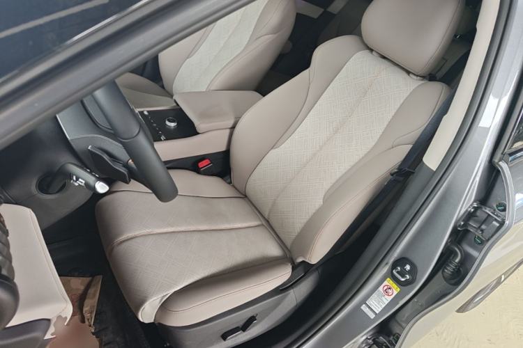 Used BYD Yuan PLUS 2025 Intelligent Driving Version 510 km Excellence Edition Left Front Seat