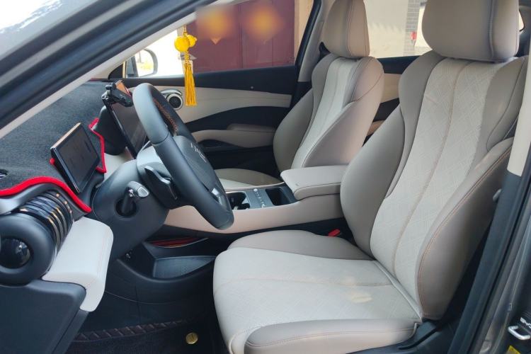 Used BYD Yuan PLUS 2025 Intelligent Driving Version 430 KM – Leading Edition Left Front Seat