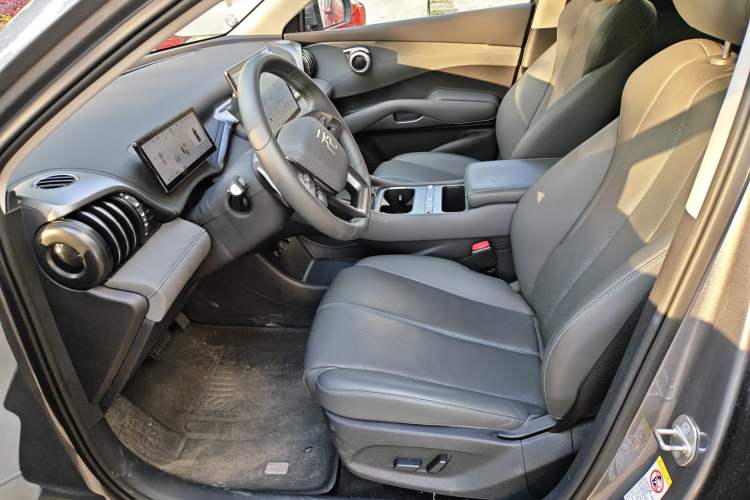 Used BYD Yuan PLUS 2025 Intelligent Driving Version 510 KM Beyond-Grade Edition Left Front Seat