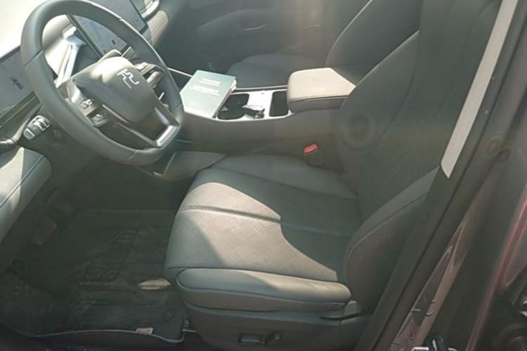 Used BYD Yuan PLUS 2025 Intelligent Driving Version 430 KM – Leading Edition Left Front Seat