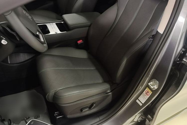 Used BYD Yuan PLUS 2025 Intelligent Driving Version 430 KM Beyond-Range Edition Left Front Seat