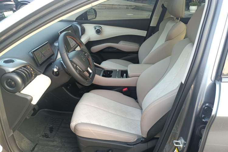 Used BYD Yuan PLUS 2025 Intelligent Driving Version 510 KM Beyond-Grade Edition Left Front Seat