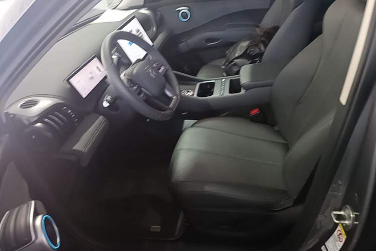 Used BYD Yuan PLUS 2025 Intelligent Driving Version 430 KM – Leading Edition Left Front Seat