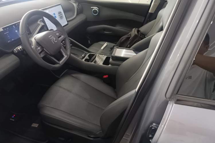 Used BYD Yuan PLUS 2025 Intelligent Driving Version 510 KM Beyond-Grade Edition Left Front Seat