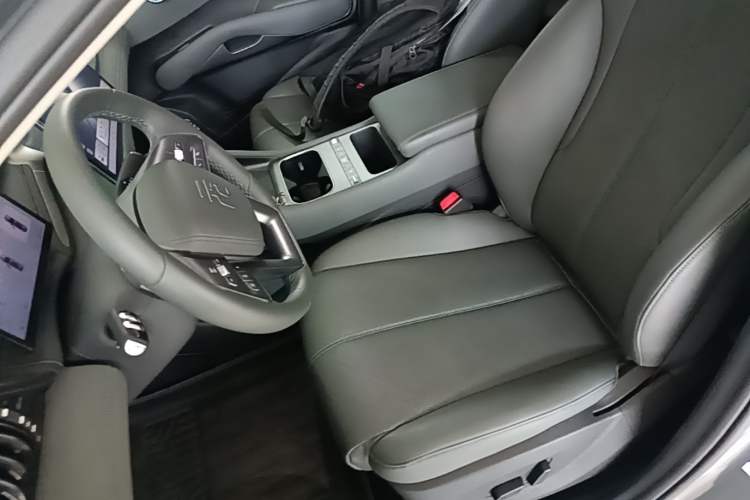 Used BYD Yuan PLUS 2025 Intelligent Driving Version 510 KM Beyond-Grade Edition Left Front Seat
