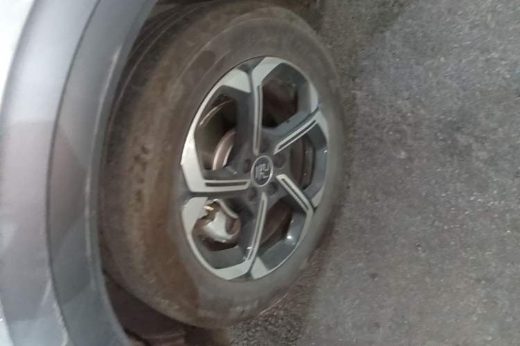 Used BYD Yuan PLUS 2025 Intelligent Driving Version 430 KM Beyond-Range Edition Left Front Wheel Hub