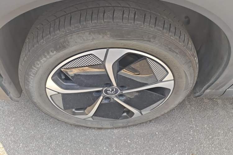 Used BYD Yuan PLUS 2025 Intelligent Driving Version 510 KM Beyond-Grade Edition Left Front Wheel Hub
