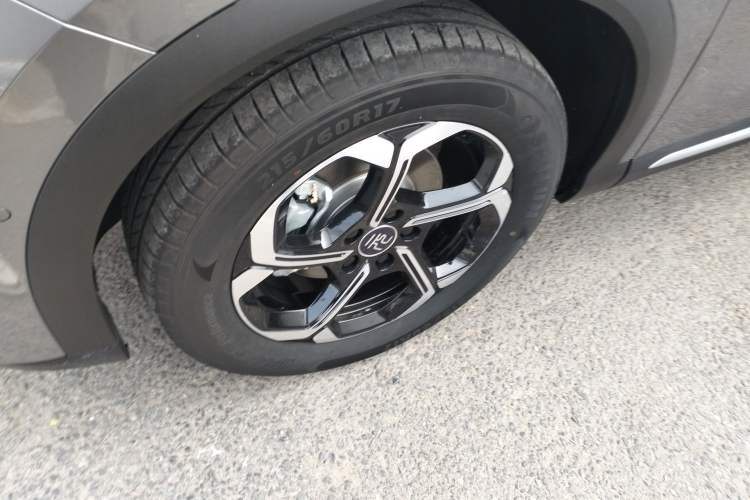 Used BYD Yuan PLUS 2025 Intelligent Driving Version 510 km Leading Edition Left Front Wheel Hub
