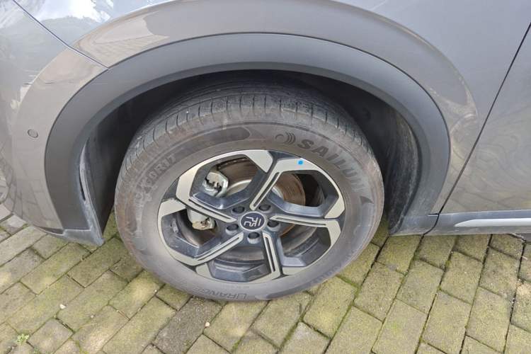 Used BYD Yuan PLUS 2025 Intelligent Driving Version 510 km Leading Edition Left Front Wheel Hub