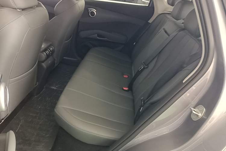 Used BYD Yuan PLUS 2025 Intelligent Driving Version 510 KM Beyond-Grade Edition Left Rear Seat