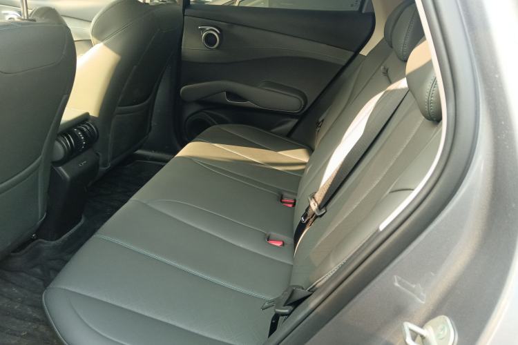 Used BYD Yuan PLUS 2025 Intelligent Driving Version 510 KM Beyond-Grade Edition Left Rear Seat
