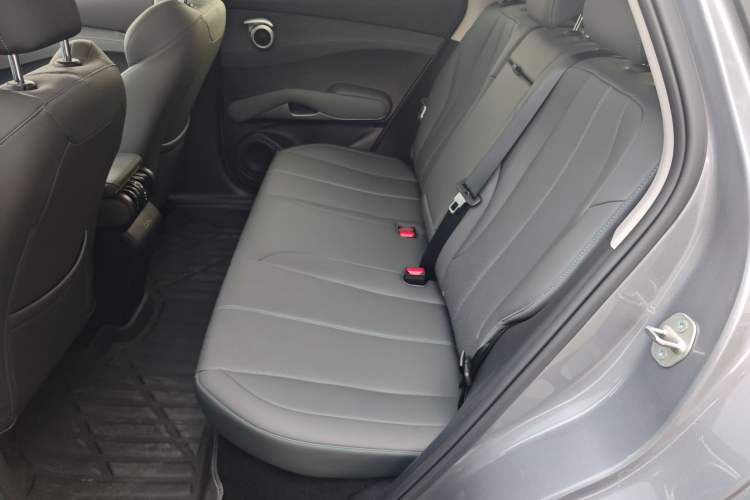 Used BYD Yuan PLUS 2025 Intelligent Driving Version 510 KM Beyond-Grade Edition Left Rear Seat