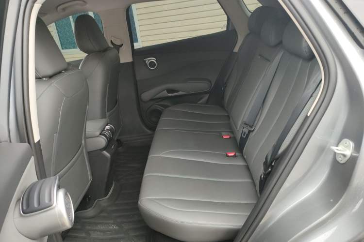 Used BYD Yuan PLUS 2025 Intelligent Driving Version 430 KM – Leading Edition Left Rear Seat