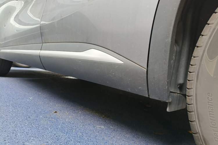 Used BYD Yuan PLUS 2025 Intelligent Driving Version 510 KM Beyond-Grade Edition Left Side Sill