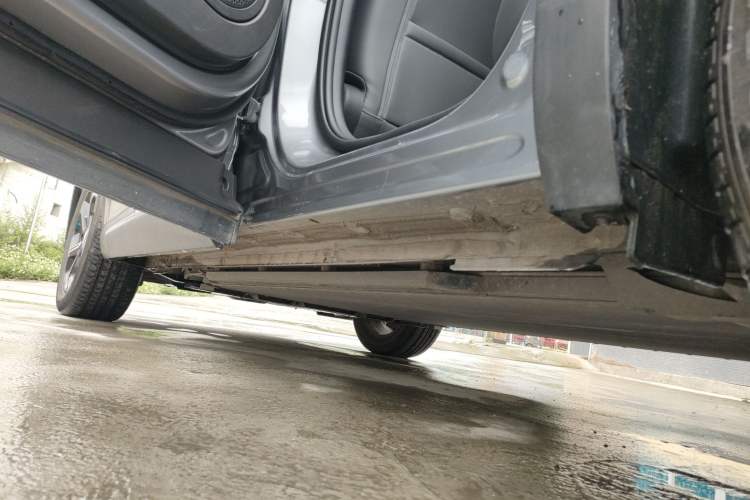 Used BYD Yuan PLUS 2025 Intelligent Driving Version 430 KM – Leading Edition Left Side Sill