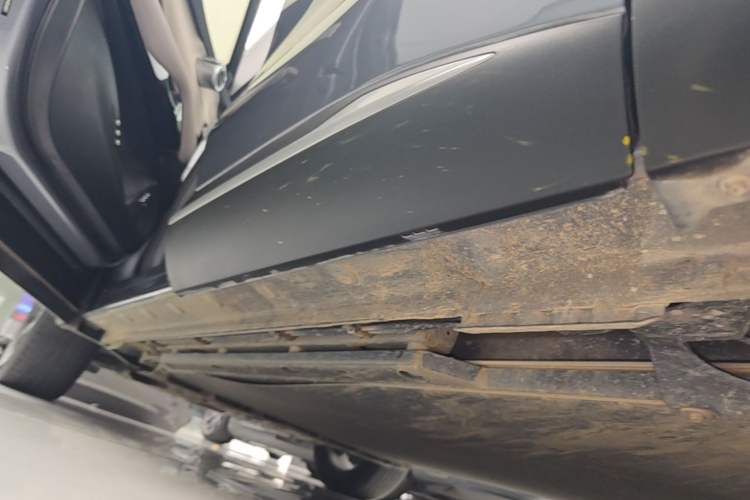 Used BYD Yuan PLUS 2025 Intelligent Driving Version 430 KM – Leading Edition Left Side Sill