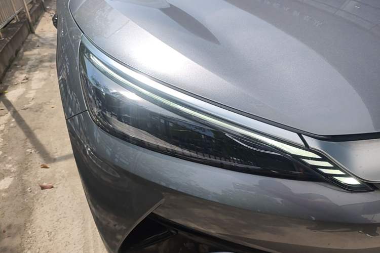 Used BYD Yuan PLUS 2025 Intelligent Driving Version 510 KM Beyond-Grade Edition Right Front Headlight