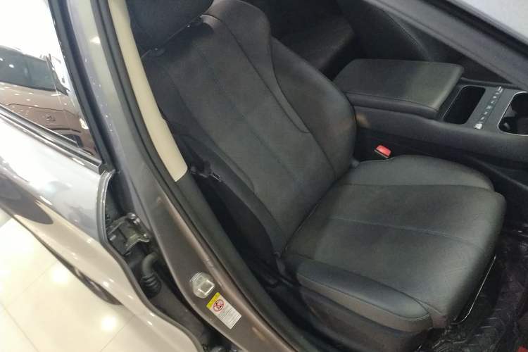 Used BYD Yuan PLUS 2025 Intelligent Driving Version 510 km Leading Edition Right Front Seat