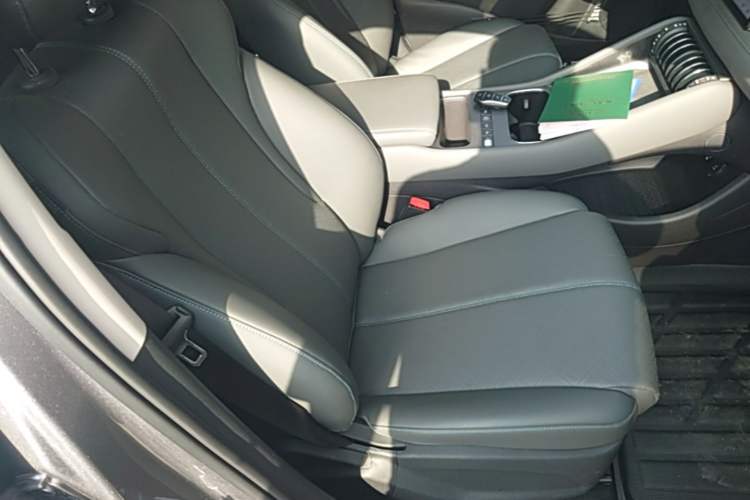Used BYD Yuan PLUS 2025 Intelligent Driving Version 430 KM – Leading Edition Right Front Seat