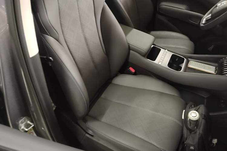Used BYD Yuan PLUS 2025 Intelligent Driving Version 430 KM Beyond-Range Edition Right Front Seat