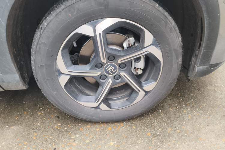 Used BYD Yuan PLUS 2025 Intelligent Driving Version 510 km Leading Edition Right Front Wheel Hub