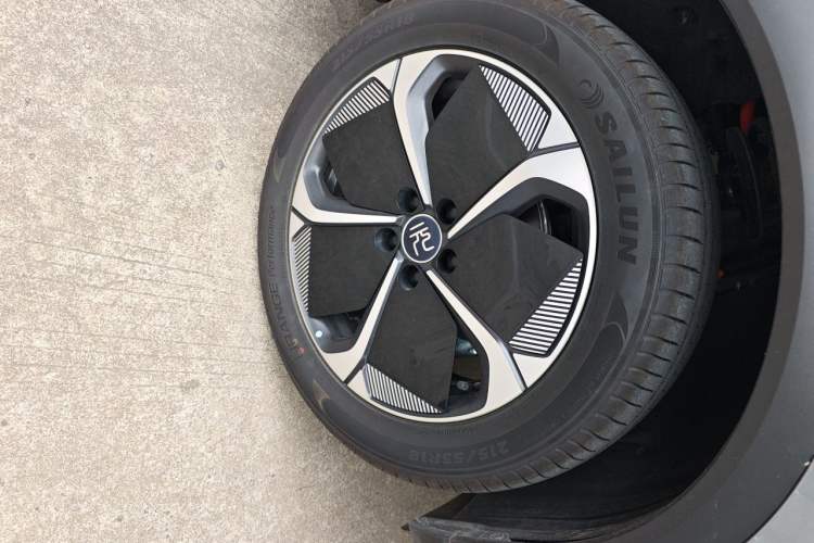 Used BYD Yuan PLUS 2025 Intelligent Driving Version 510 KM Beyond-Grade Edition Right Front Wheel Hub