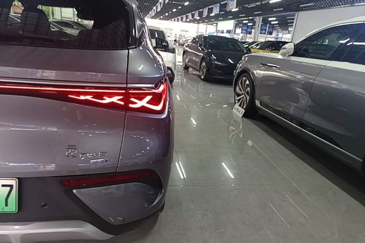 Used BYD Yuan PLUS 2025 Intelligent Driving Version 510 KM Beyond-Grade Edition Right Rear Taillight