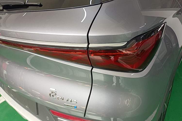 Used BYD Yuan PLUS 2025 Intelligent Driving Version 510 KM Beyond-Grade Edition Right Rear Taillight