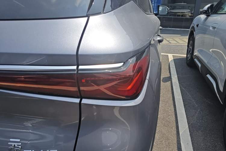 Used BYD Yuan PLUS 2025 Intelligent Driving Version 510 KM Beyond-Grade Edition Right Rear Taillight