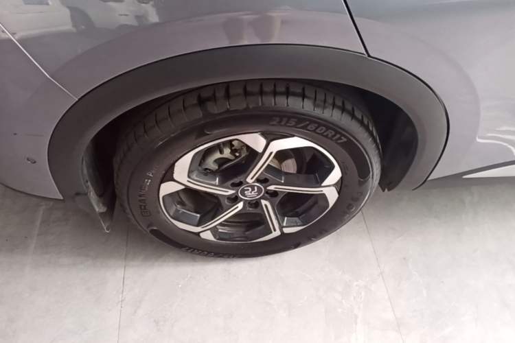 Used BYD Yuan PLUS 2025 Intelligent Driving Version 510 km Leading Edition Right Rear Wheel Hub