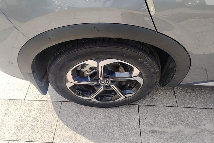 Used BYD Yuan PLUS 2025 Intelligent Driving Version 510 km Leading Edition Right Rear Wheel Hub