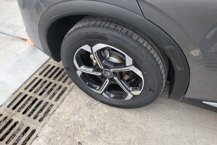Used BYD Yuan PLUS 2025 Intelligent Driving Version 510 km Leading Edition Right Rear Wheel Hub