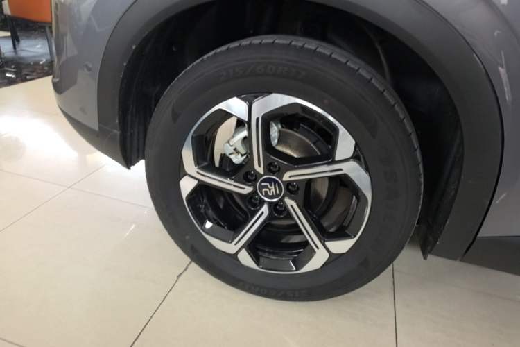 Used BYD Yuan PLUS 2025 Intelligent Driving Version 510 km Leading Edition Right Rear Wheel Hub