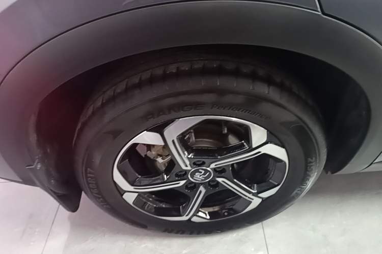 Used BYD Yuan PLUS 2025 Intelligent Driving Version 430 KM – Leading Edition Right Rear Wheel Hub