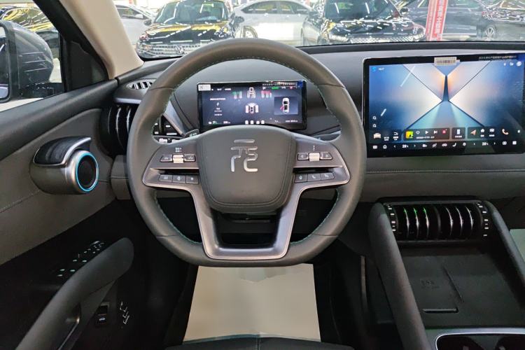 Used BYD Yuan PLUS 2025 Intelligent Driving Version 510 KM Beyond-Grade Edition Steering Wheel