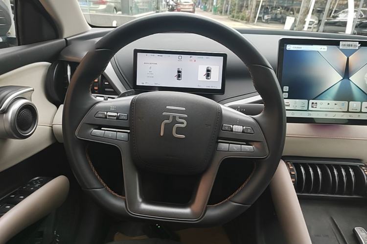 Used BYD Yuan PLUS 2025 Intelligent Driving Version 510 KM Beyond-Grade Edition Steering Wheel